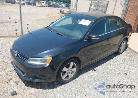 2014 Volkswagen Jetta 2.0L Tdi from USA, damaged, VIN 3VW3L7AJ6EM420044